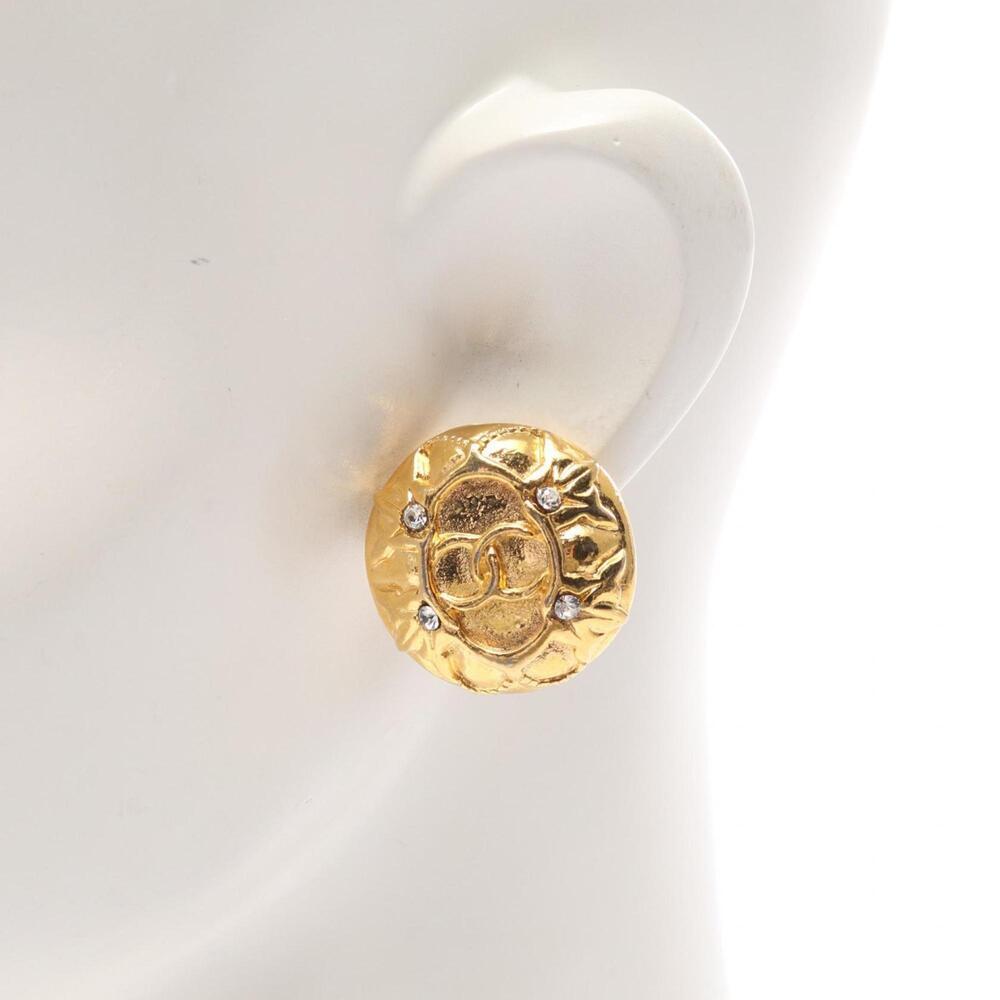 CHANEL Authentic White Logo Earrings - Picture 5 of 7